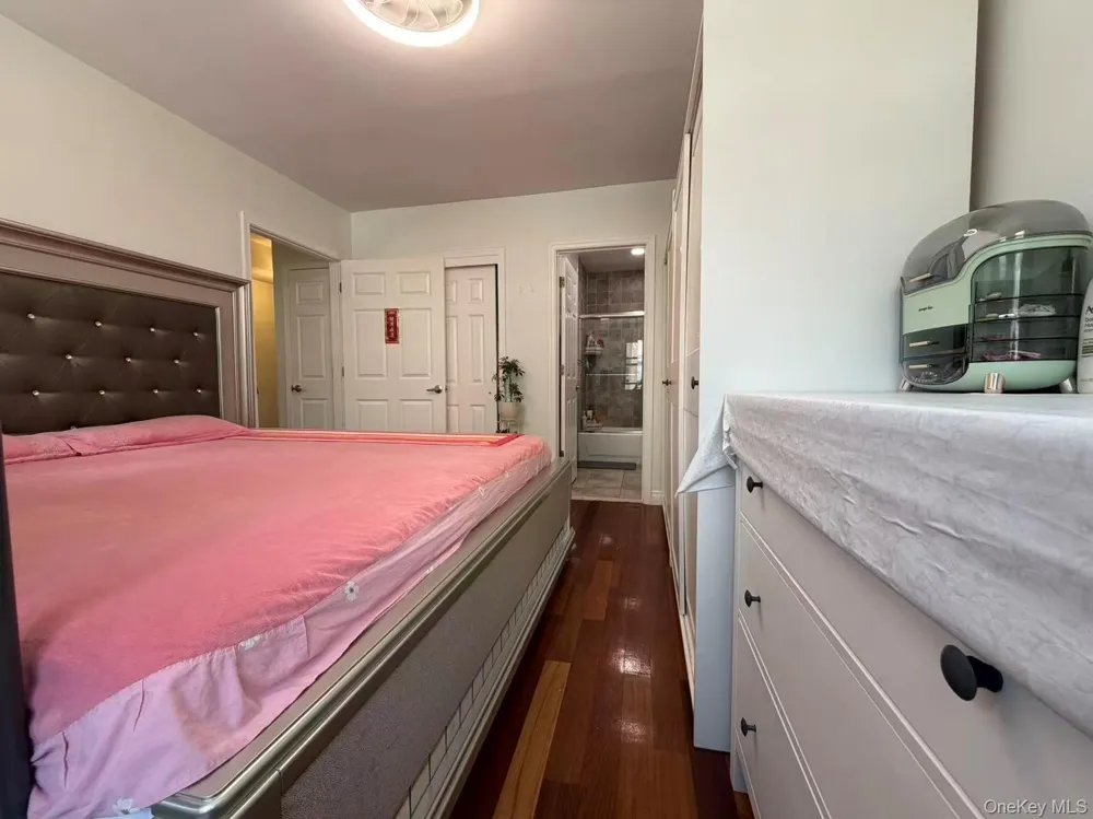 71-19 162nd Street #1I Fresh Meadows, NY 11365