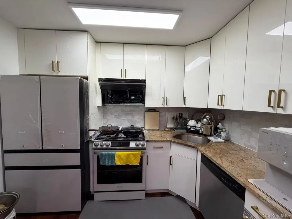 71-19 162nd Street #1I Fresh Meadows, NY 11365