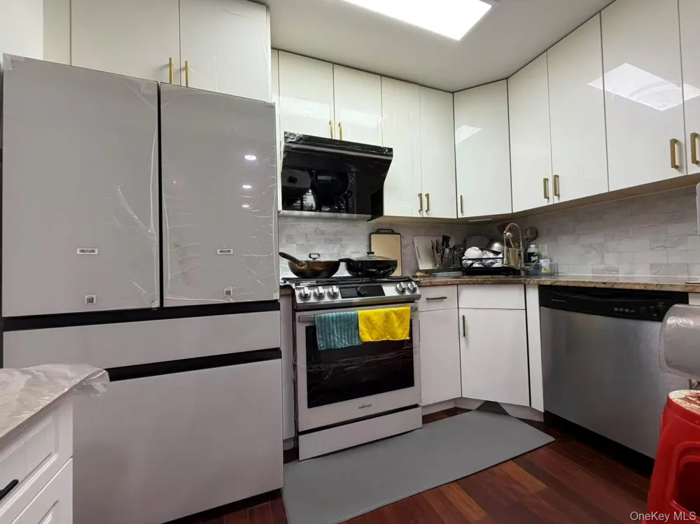 71-19 162nd Street #1I Fresh Meadows, NY 11365