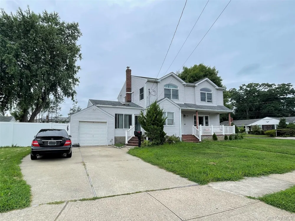 574 Rudwick Place East Meadow, NY 11554