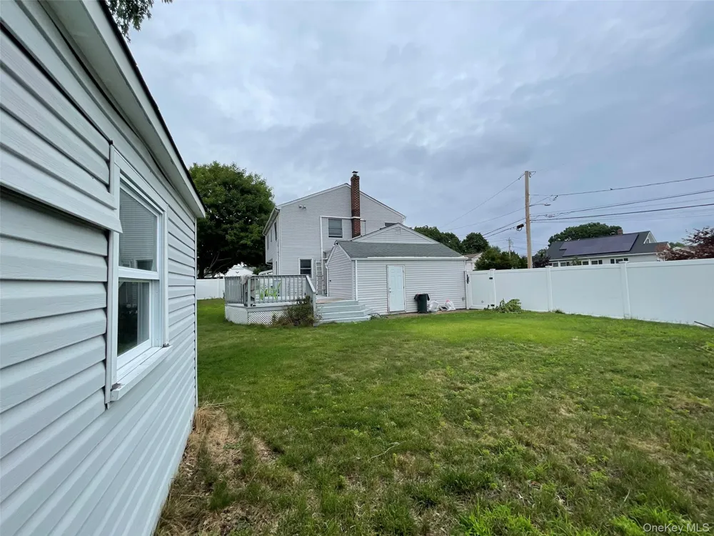 574 Rudwick Place East Meadow, NY 11554