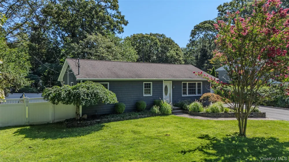 45 Marbeth Circle Miller Place, NY 11764