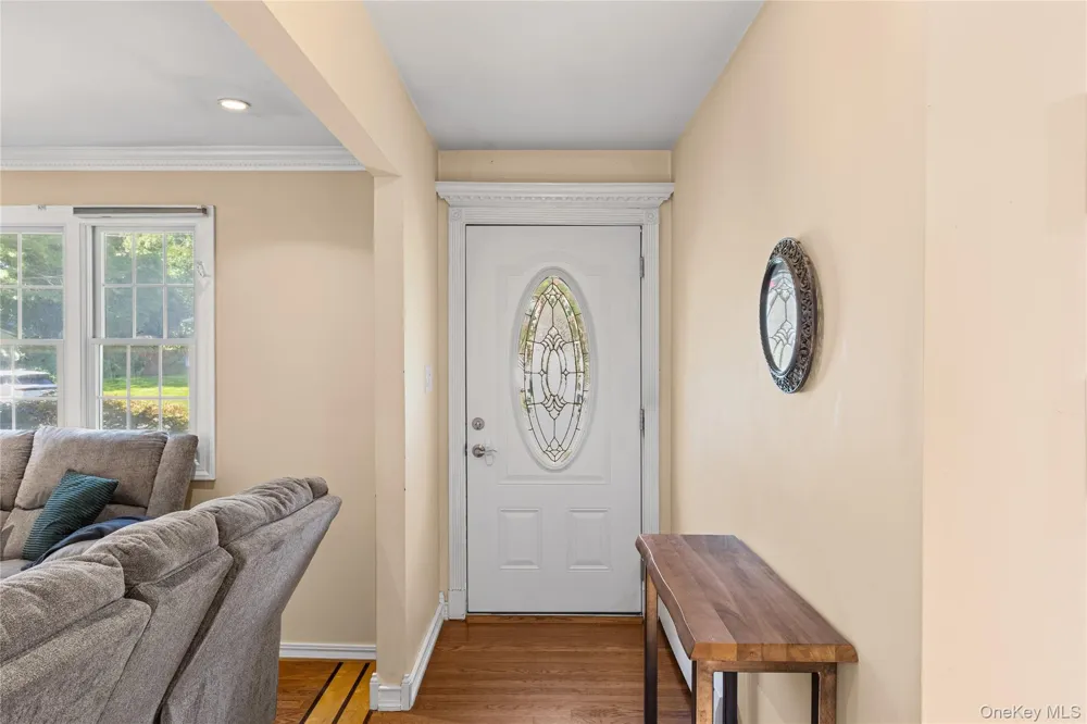 45 Marbeth Circle Miller Place, NY 11764