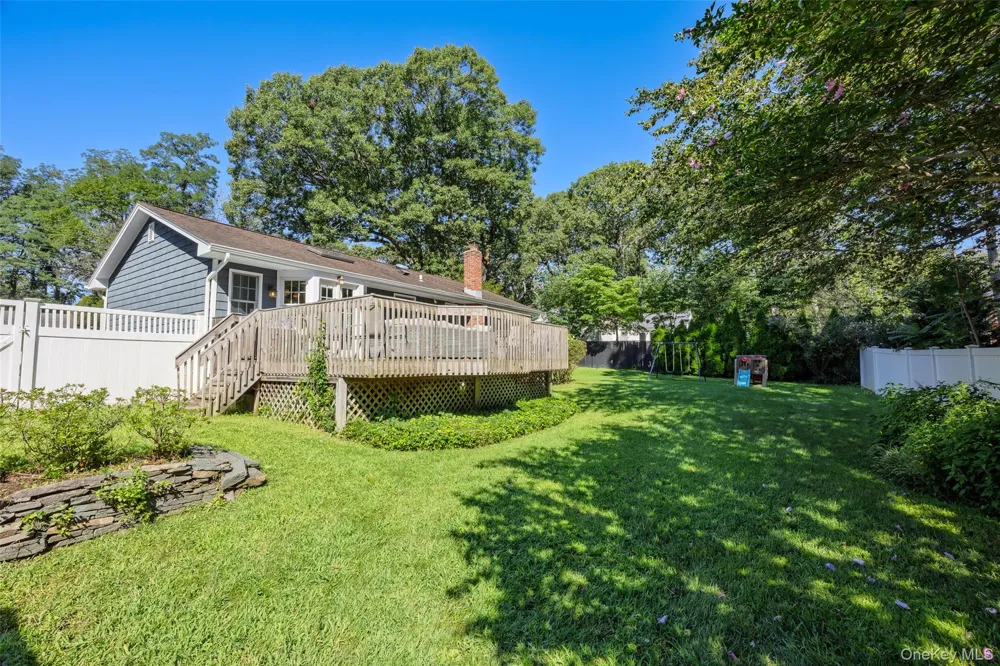 45 Marbeth Circle Miller Place, NY 11764