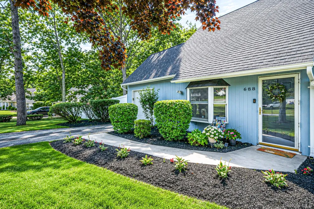 688 Hawkins Road E Coram, NY 11727