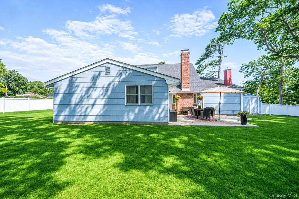 688 Hawkins Road E Coram, NY 11727