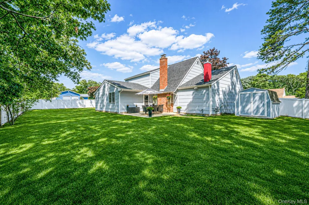 688 Hawkins Road E Coram, NY 11727