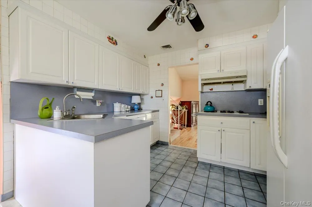 3291 Wolfson Drive Baldwin, NY 11510