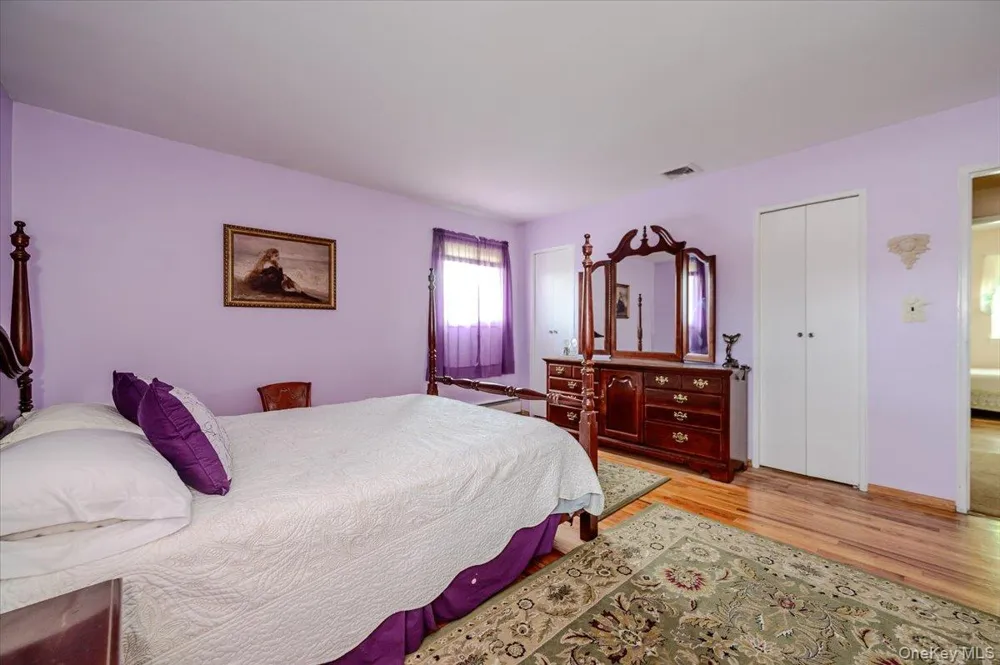 3291 Wolfson Drive Baldwin, NY 11510