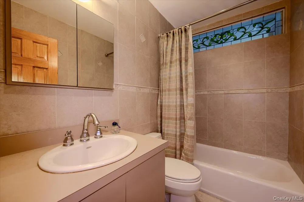 3291 Wolfson Drive Baldwin, NY 11510