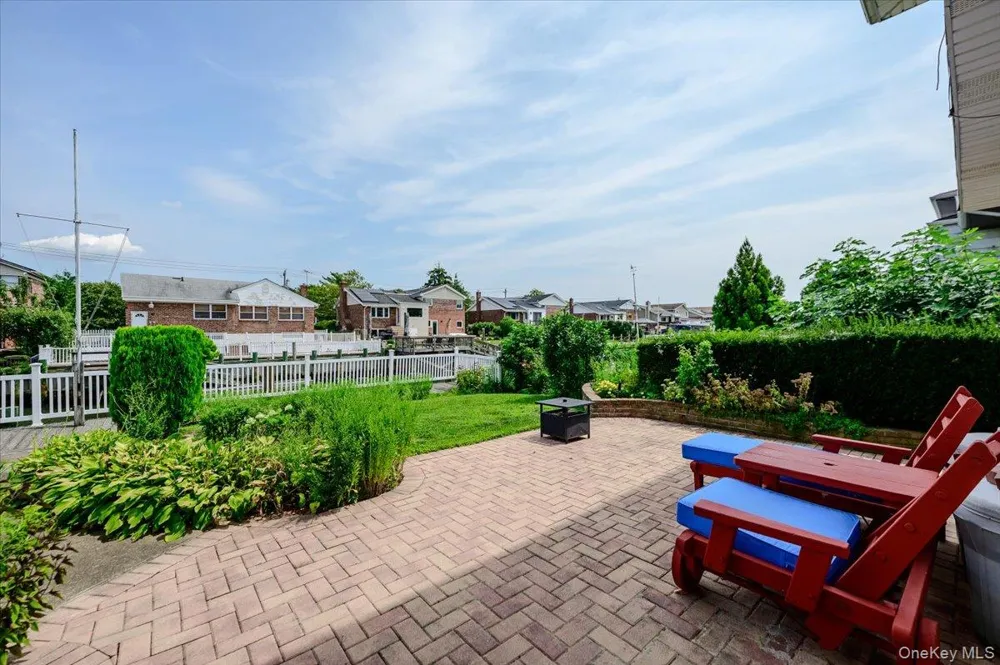 3291 Wolfson Drive Baldwin, NY 11510