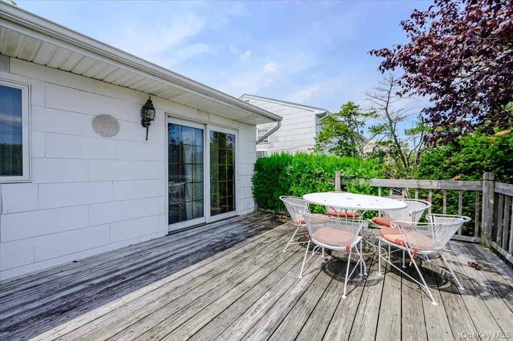 3291 Wolfson Drive Baldwin, NY 11510