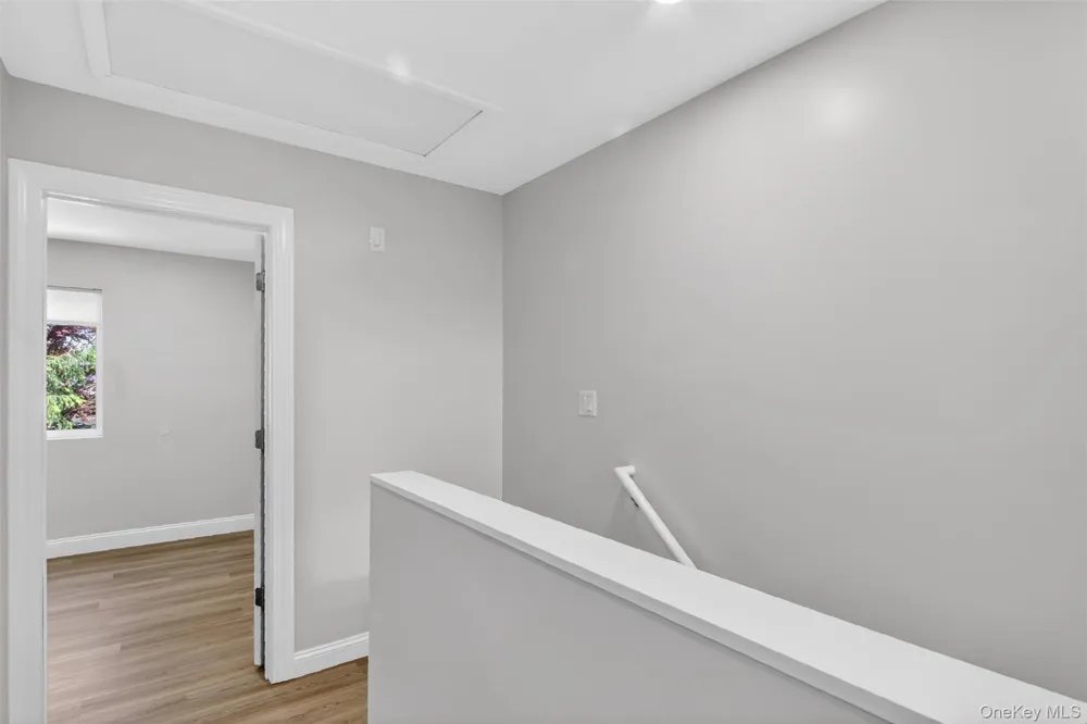 62 Manor Place Kingston, NY 12401