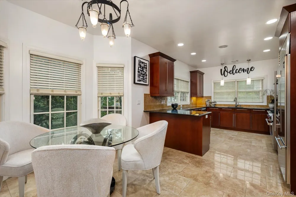 9 The Preserve #9 Woodbury, NY 11797