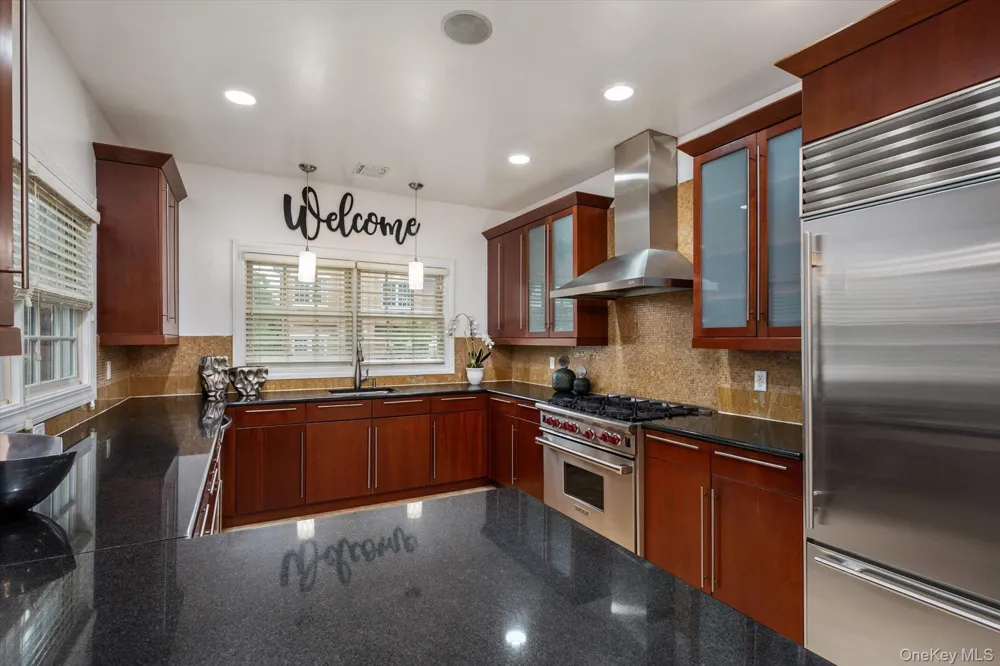 9 The Preserve #9 Woodbury, NY 11797