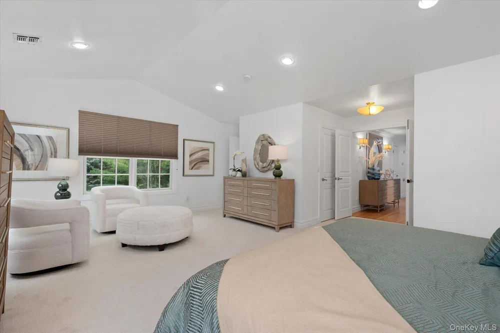 9 The Preserve #9 Woodbury, NY 11797