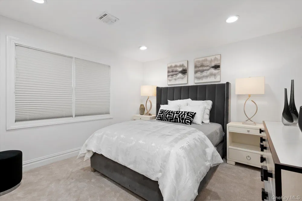 9 The Preserve #9 Woodbury, NY 11797