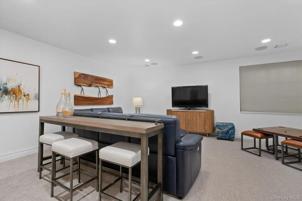 9 The Preserve #9 Woodbury, NY 11797