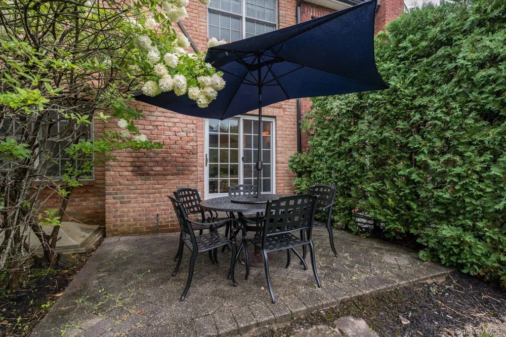 9 The Preserve #9 Woodbury, NY 11797