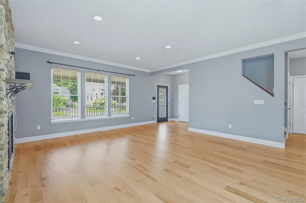 9 Emerson Terrace Highland, NY 12528