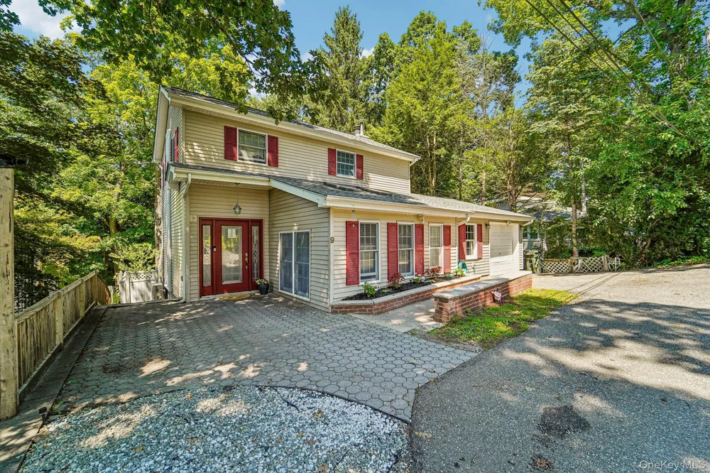 9 Morgans Way Greenwood Lake, NY 10925