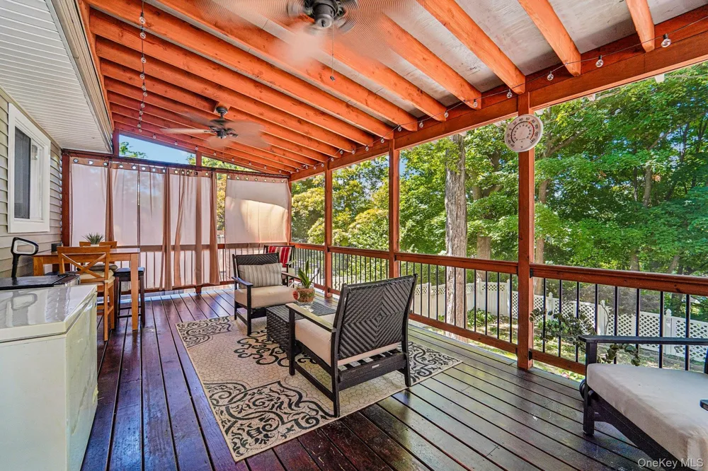 9 Morgans Way Greenwood Lake, NY 10925