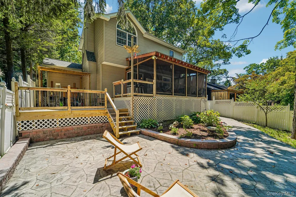 9 Morgans Way Greenwood Lake, NY 10925