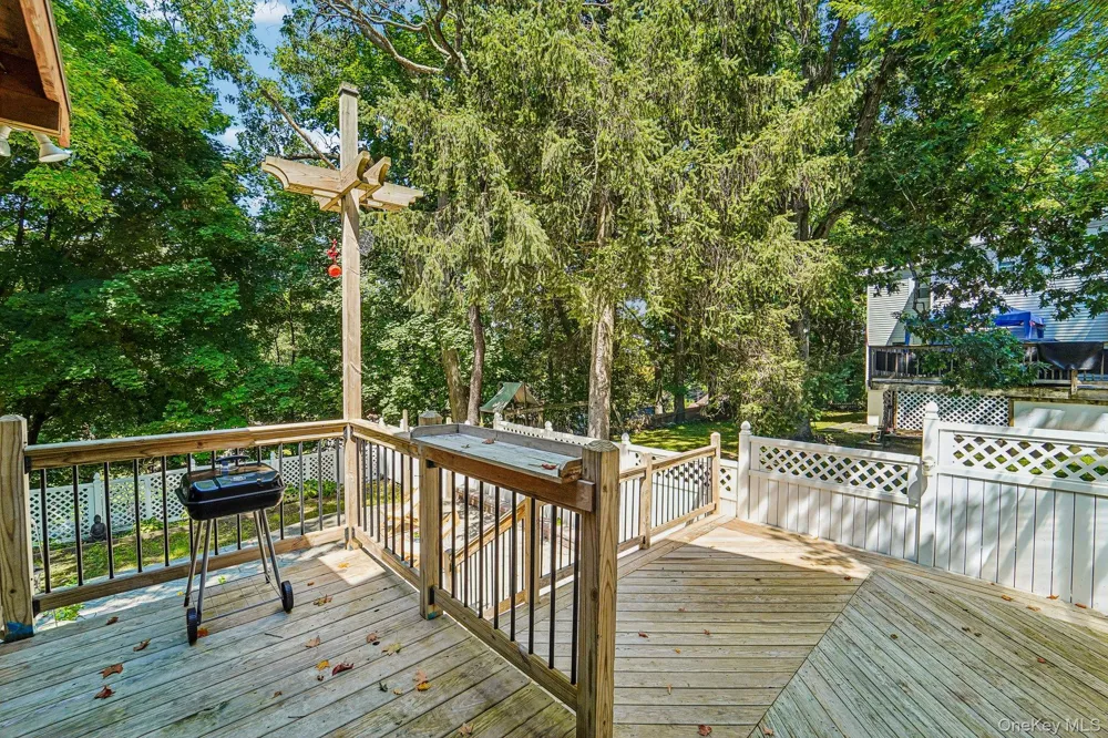 9 Morgans Way Greenwood Lake, NY 10925