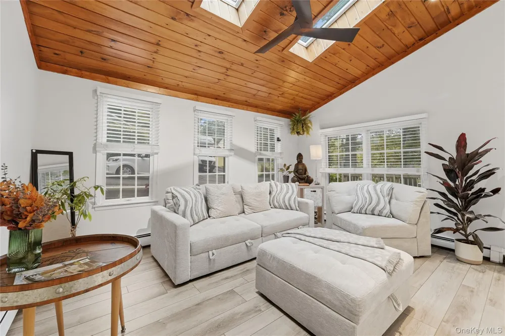 9 Morgans Way Greenwood Lake, NY 10925