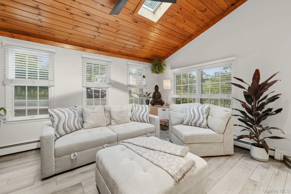9 Morgans Way Greenwood Lake, NY 10925