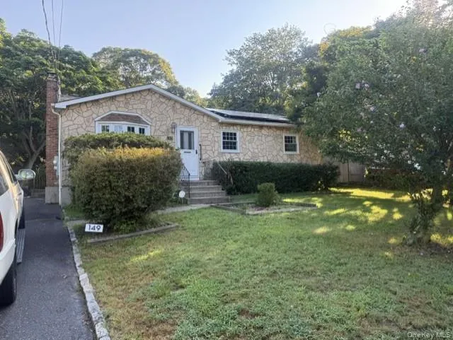 149 Locust Drive Rocky Point, NY 11778