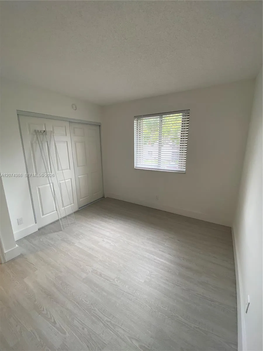 507 Gardens #203 Pompano Beach, FL 33069