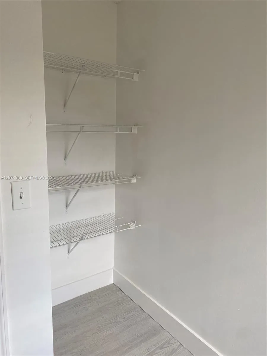 507 Gardens #203 Pompano Beach, FL 33069