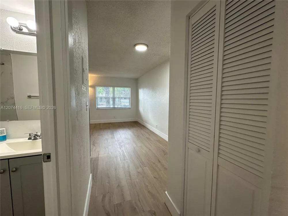 3616 NE 11th Ave #3 Oakland Park, FL 33334