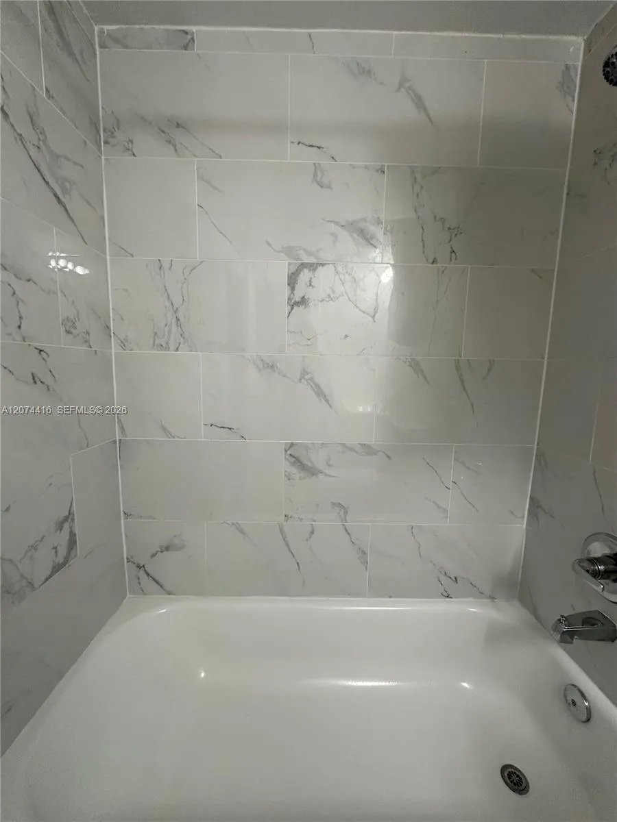 3616 NE 11th Ave #3 Oakland Park, FL 33334