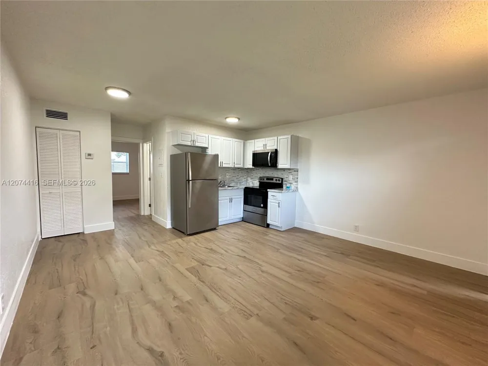 3616 NE 11th Ave #3 Oakland Park, FL 33334