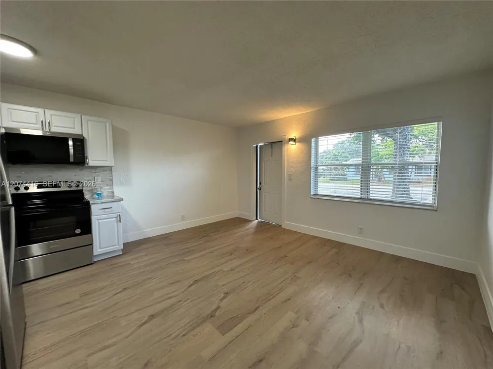 3616 NE 11th Ave #3 Oakland Park, FL 33334