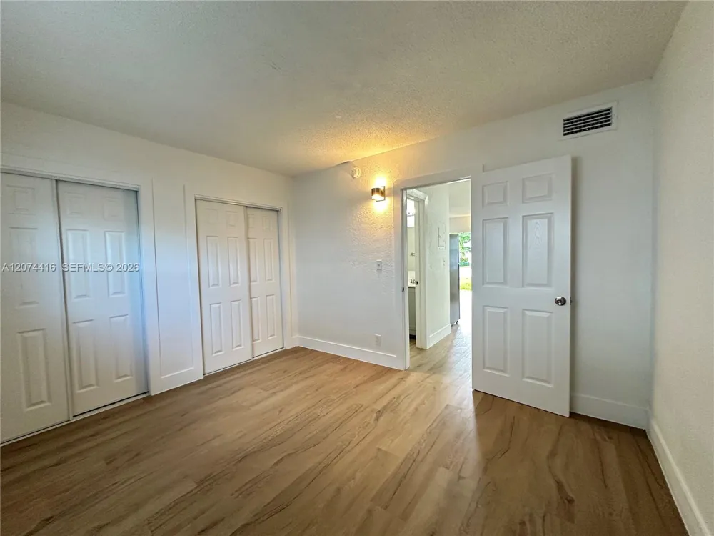 3616 NE 11th Ave #3 Oakland Park, FL 33334