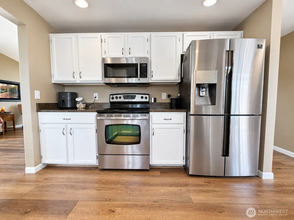 26025 157th Avenue SE Covington, WA 98042