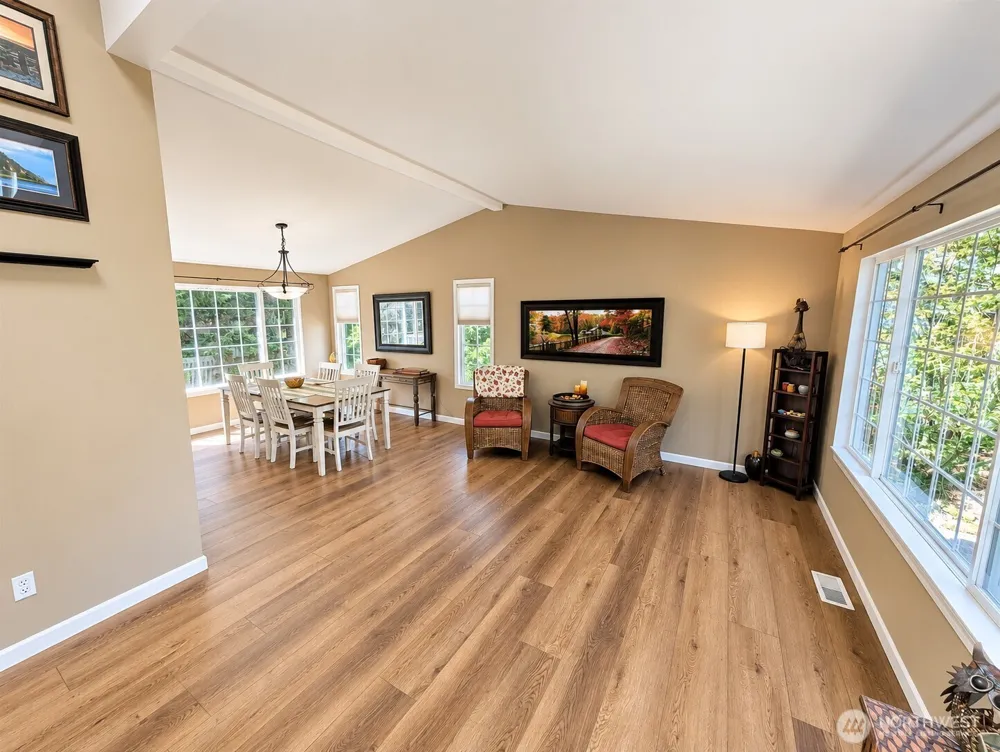 26025 157th Avenue SE Covington, WA 98042