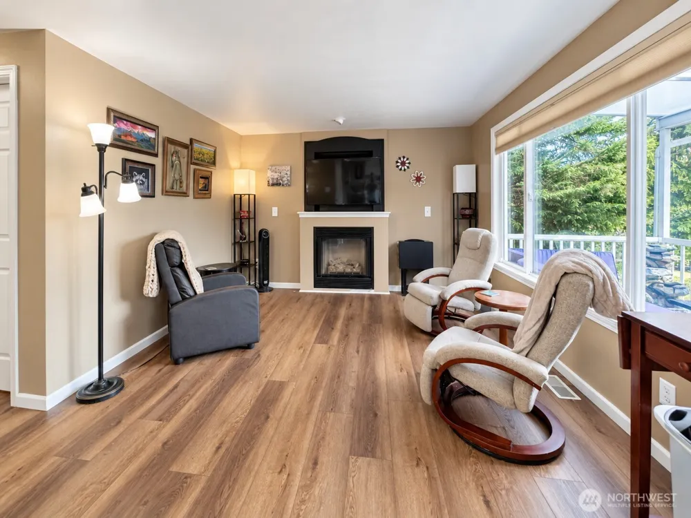 26025 157th Avenue SE Covington, WA 98042