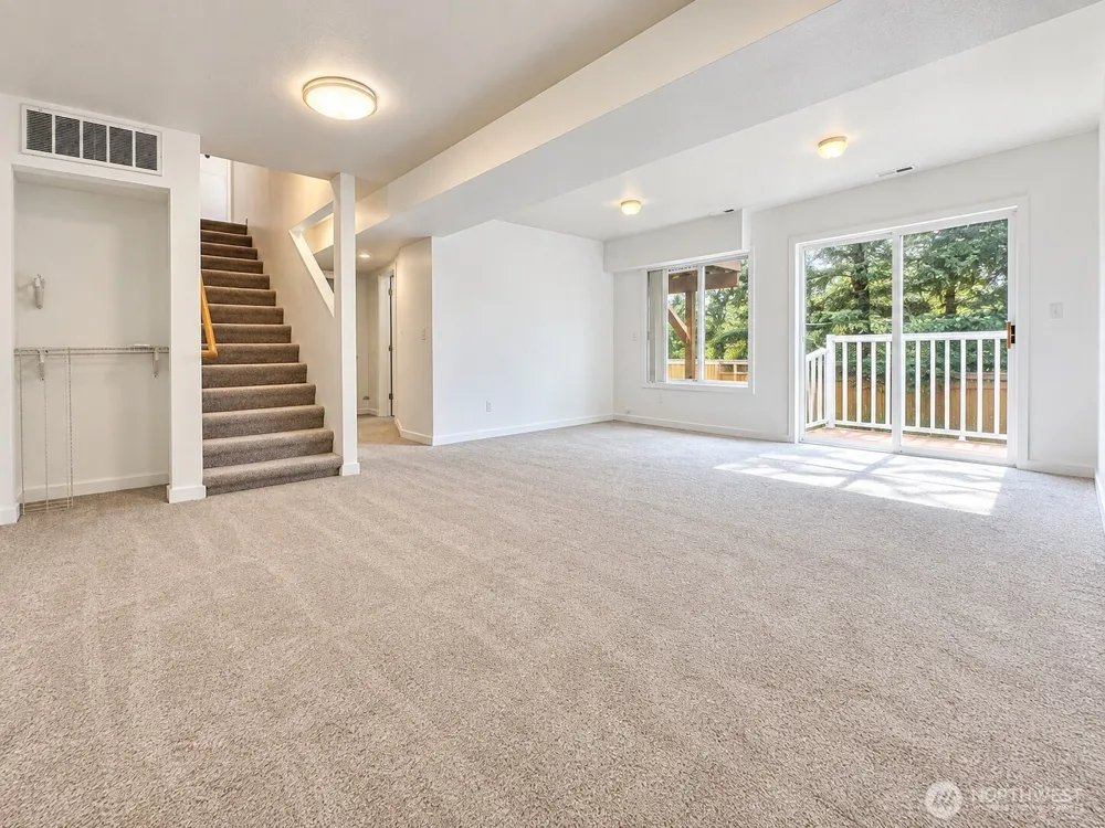 26025 157th Avenue SE Covington, WA 98042