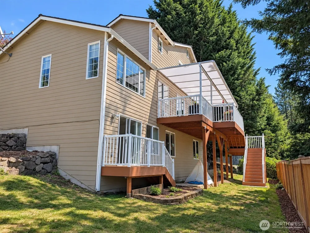 26025 157th Avenue SE Covington, WA 98042