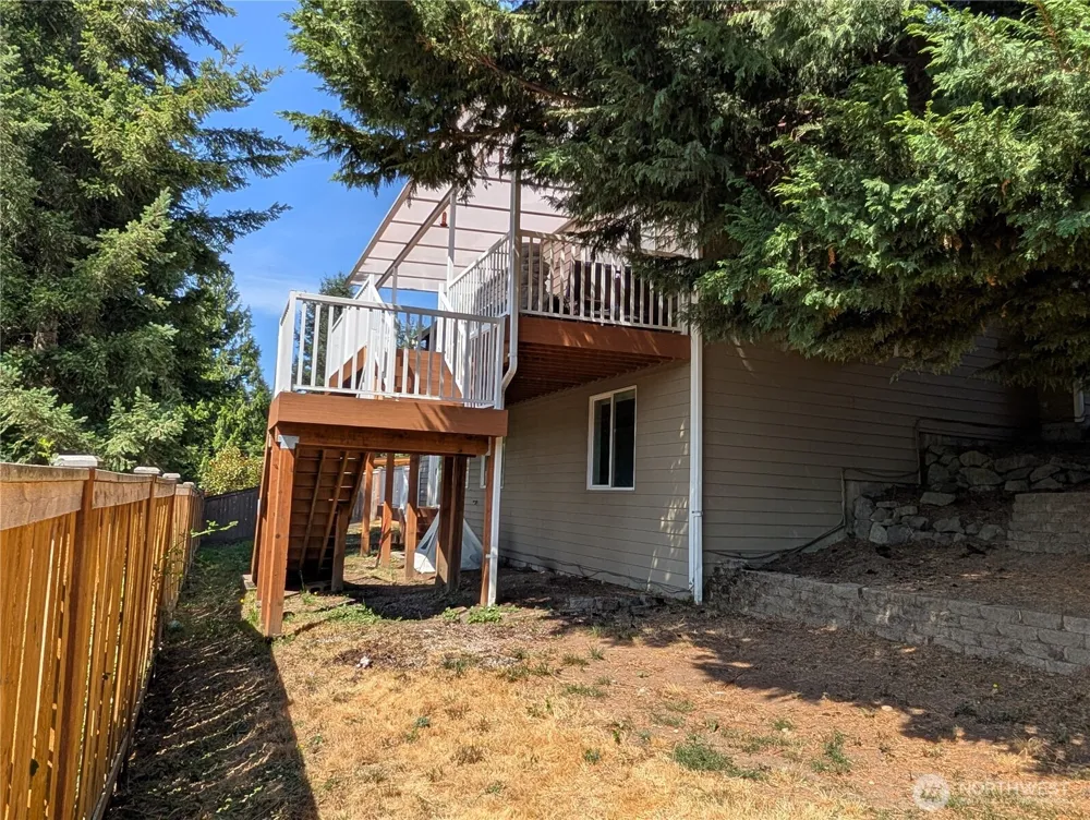 26025 157th Avenue SE Covington, WA 98042