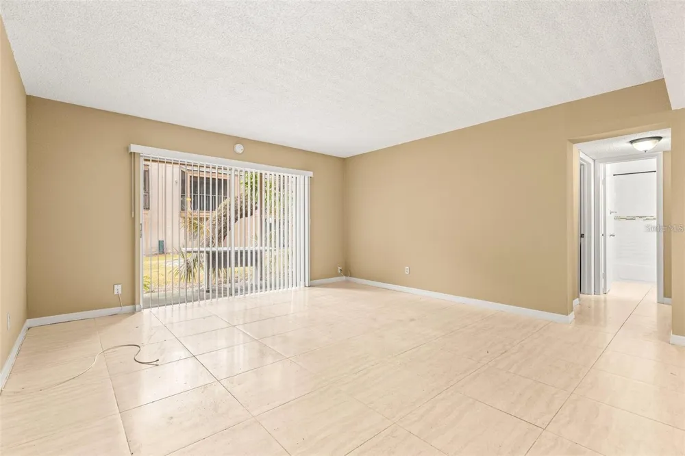 7510 PRESLEY PLACE #98-A Tampa, FL 33617