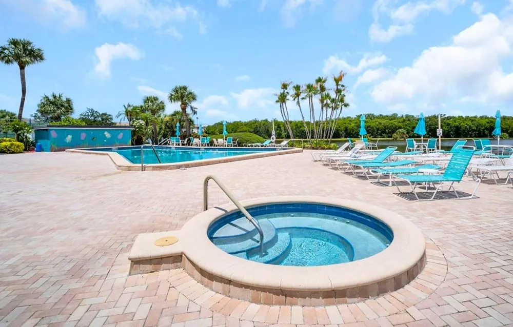 10036 63RD AVENUE #23 St Petersburg, FL 33708