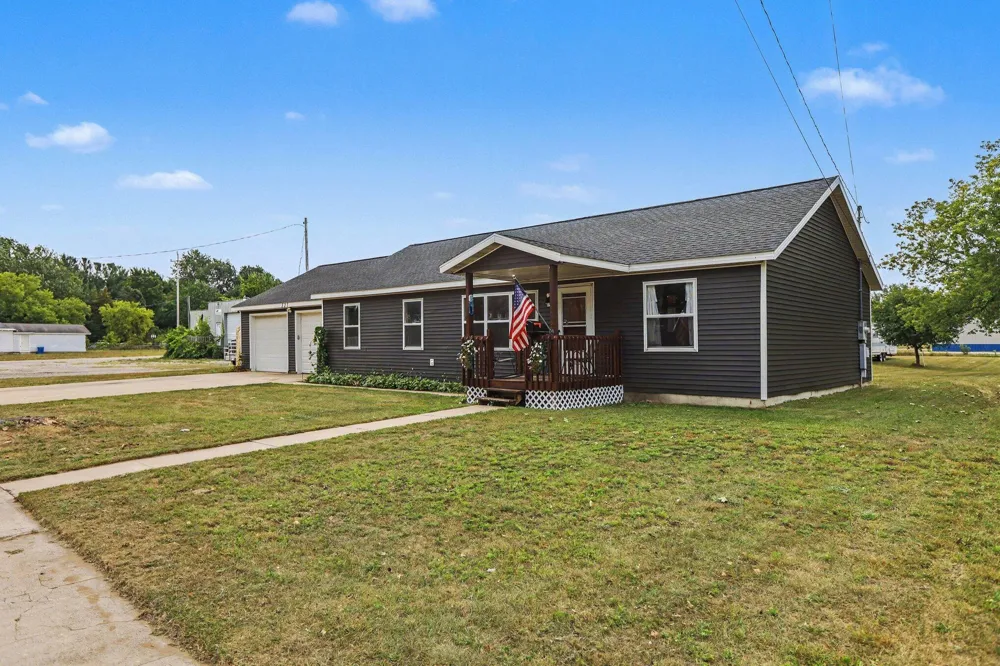 321 Wright Street Cadillac City, MI 49601