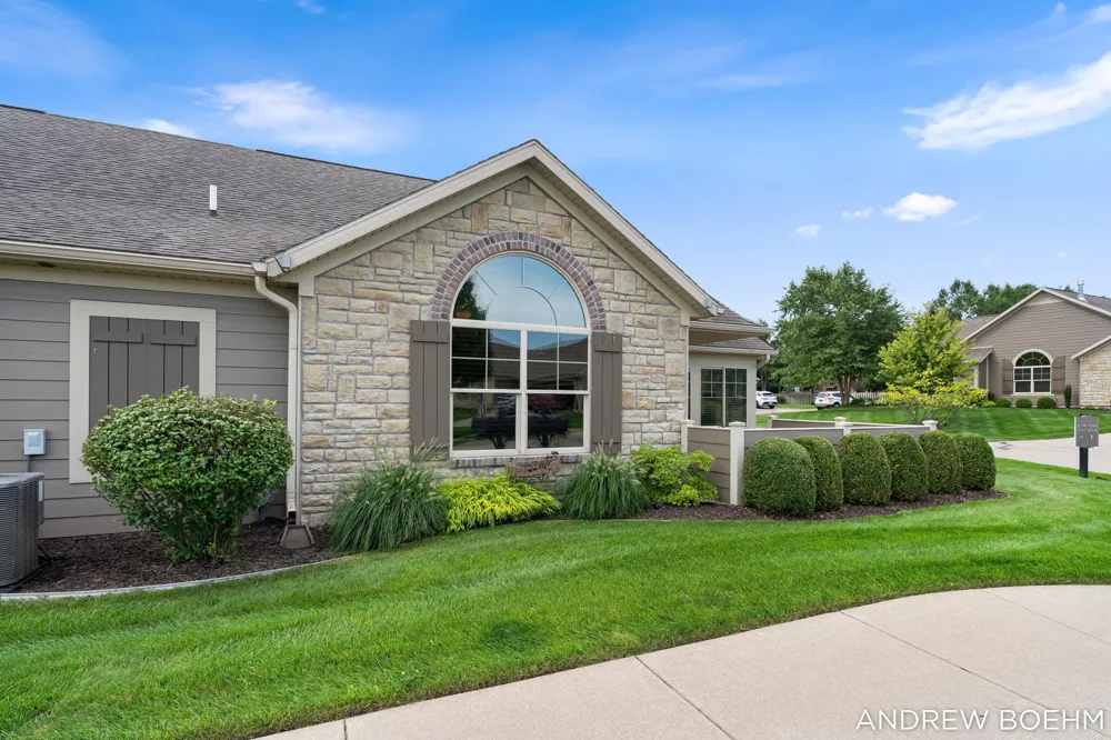 1220 Waterwalk Drive Holland City, MI 49423