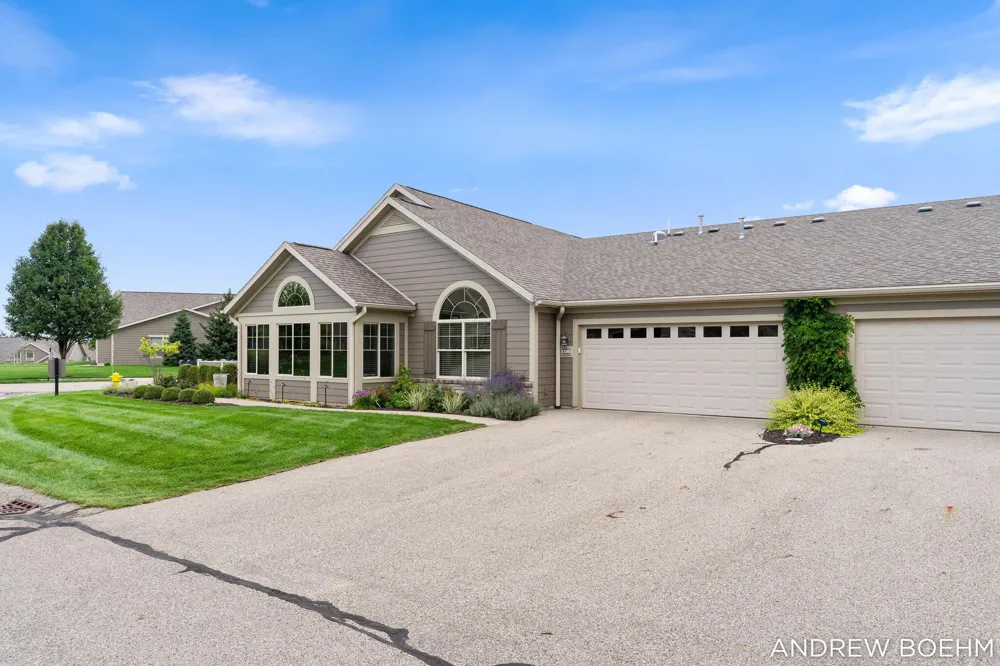 1220 Waterwalk Drive Holland City, MI 49423