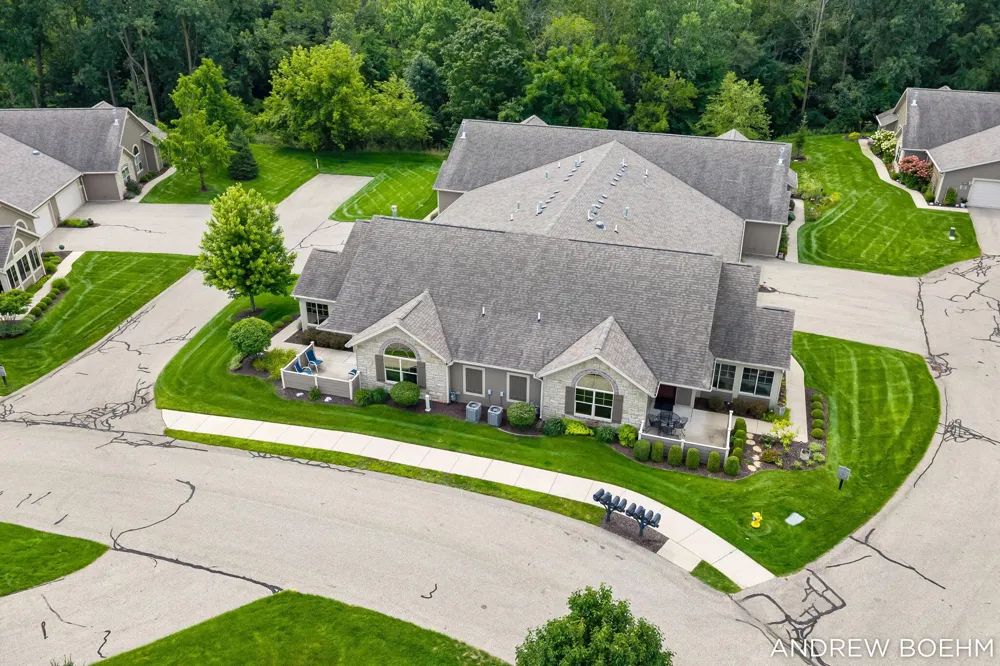 1220 Waterwalk Drive Holland City, MI 49423